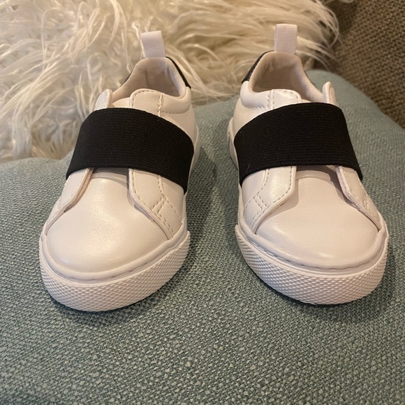 Crazy 8 size 6c toddler shoes, slip ons - Picture 2 of 13